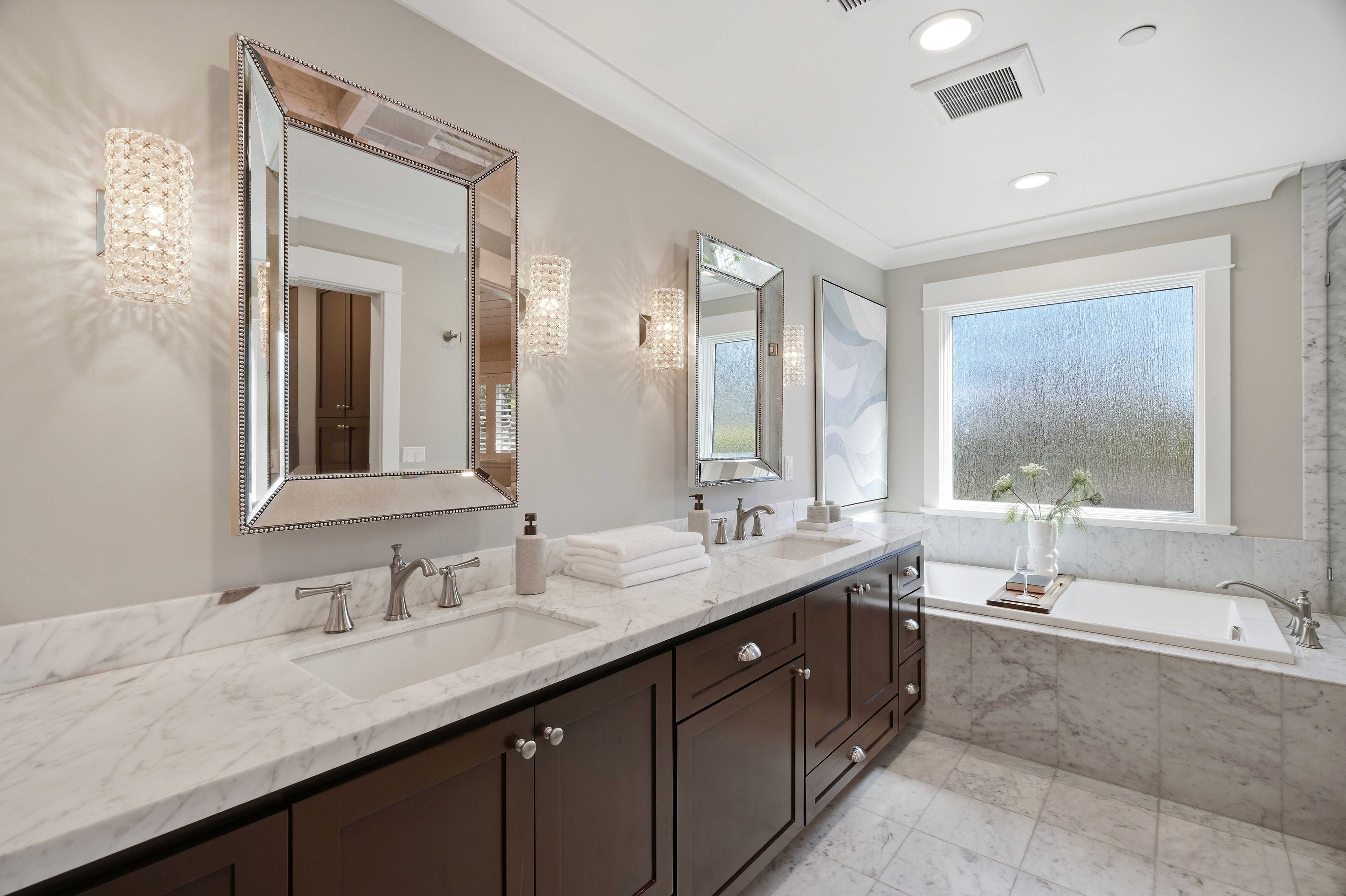  Turnkey Luxury and Premier Location in Beverly Terrace - 物件實景