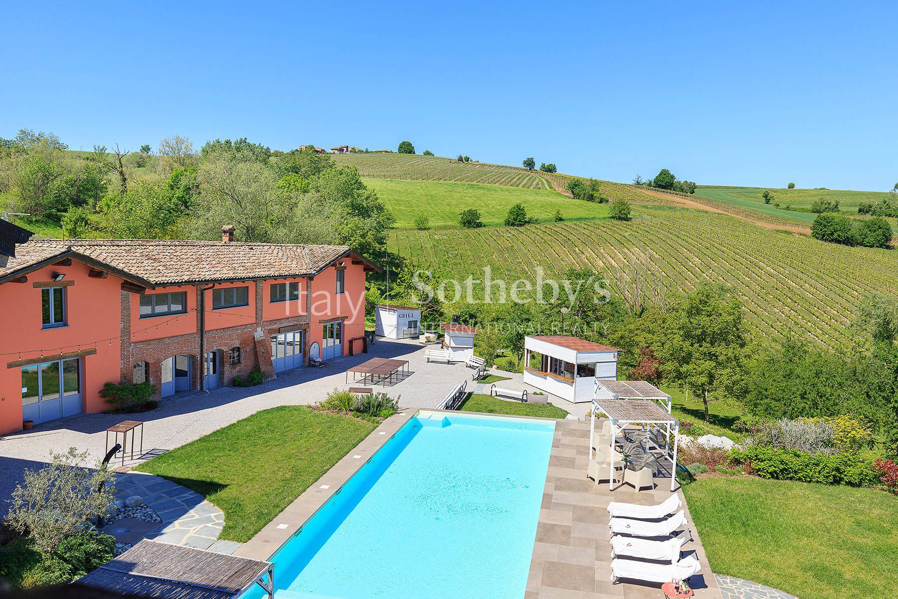  Farmhouse among the Vineyards of the Val Tidone south of Milan - 物件實景