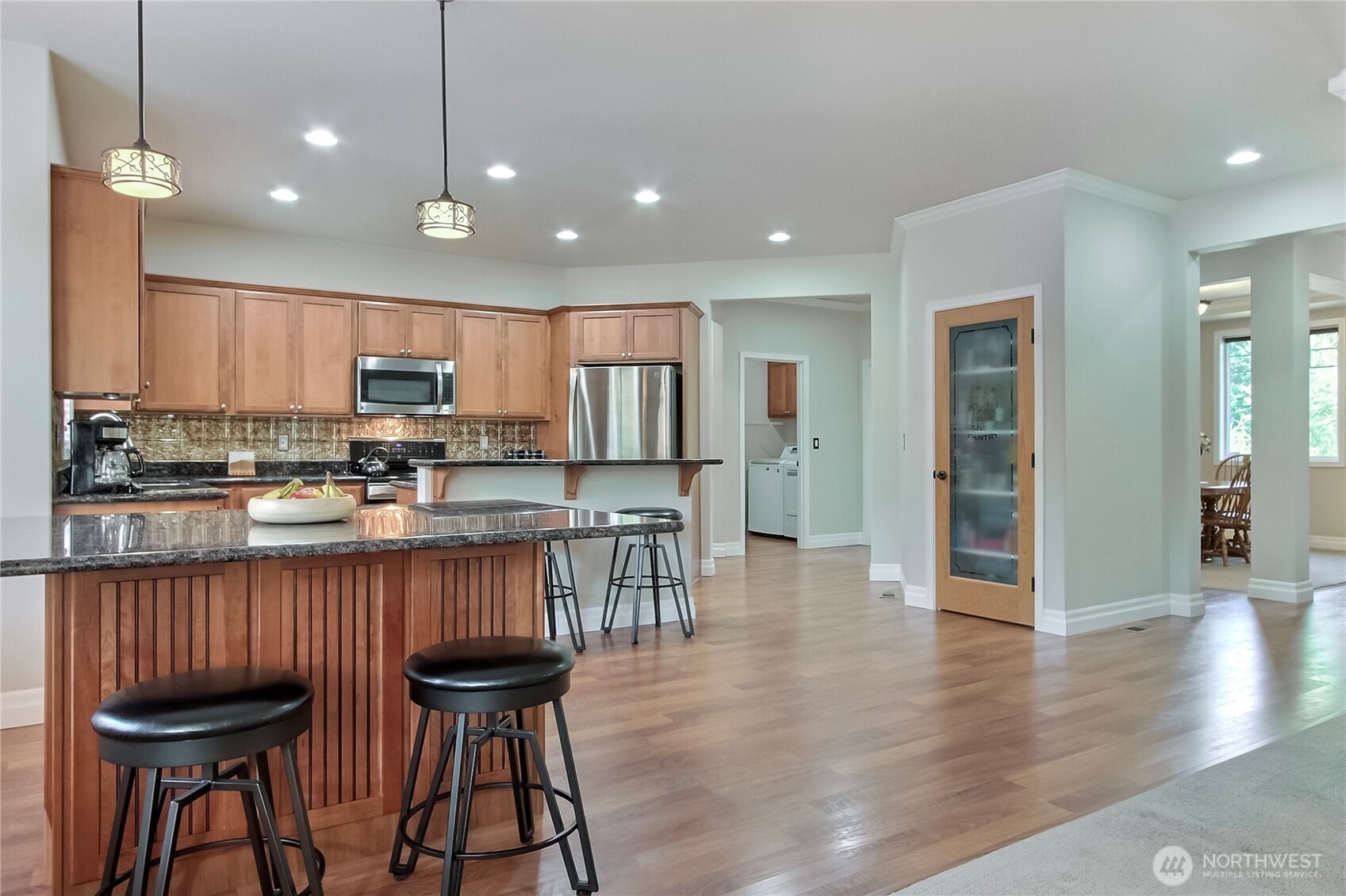 Puyallup, Washington, 98375, United States, 3 Bedrooms Bedrooms, ,3 BathroomsBathrooms,Residential,For Sale,1918513