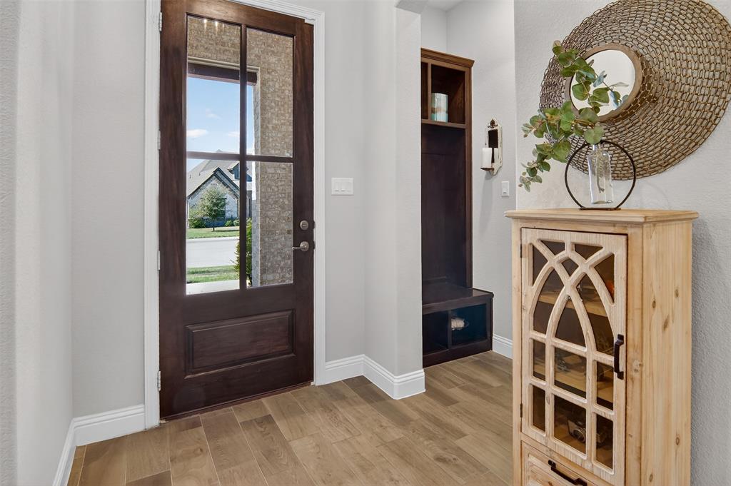 Weatherford, Texas, 76087, United States, 4 Bedrooms Bedrooms, ,3 BathroomsBathrooms,Residential,For Sale,2048794