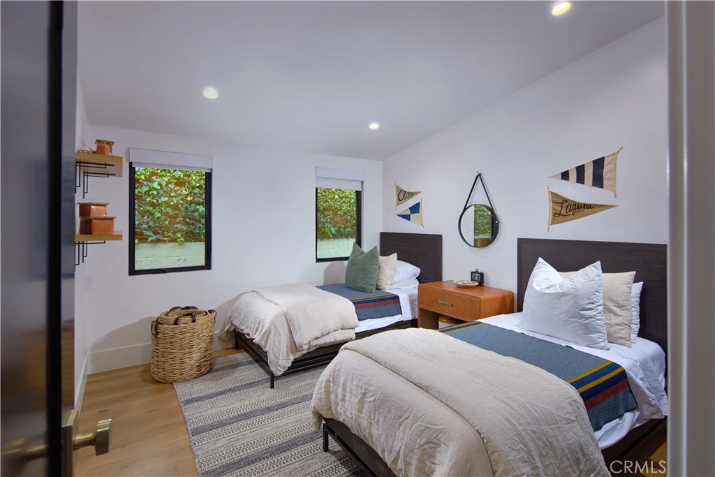Corona del Mar, California, 92625, United States, 4 Bedrooms Bedrooms, ,5 BathroomsBathrooms,Residential,For Sale,1819361