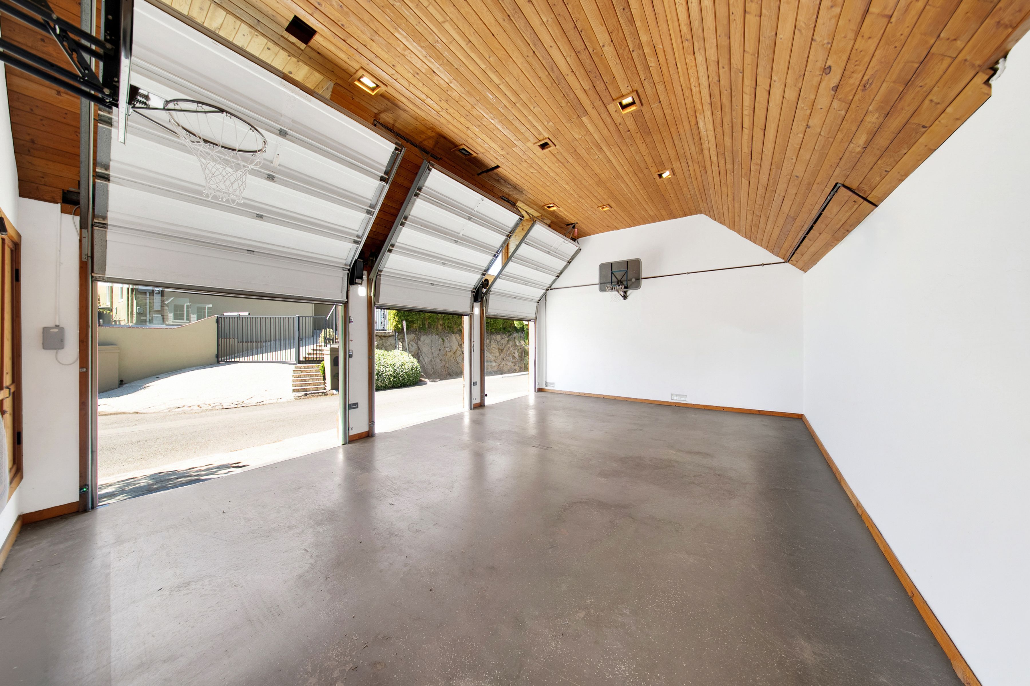  2312   Kimridge Rd - 物件實景