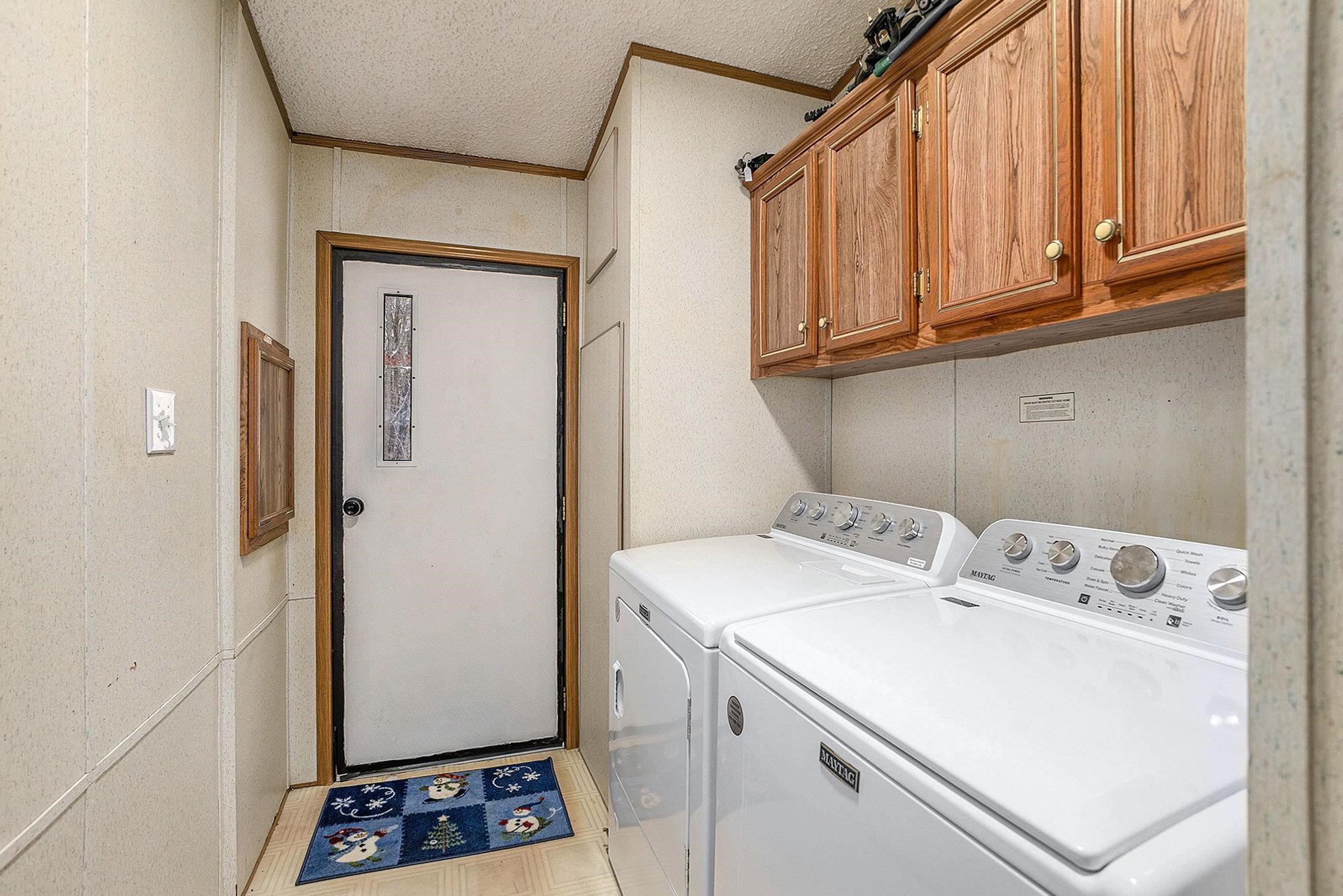 Hartland Twp, Michigan, 48353, United States, 3 Bedrooms Bedrooms, ,2 BathroomsBathrooms,Residential,For Sale,2005738