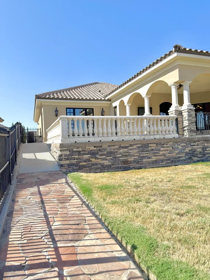 Carlsbad, New Mexico, 88220, United States, 4 Bedrooms Bedrooms, ,6 BathroomsBathrooms,Residential,For Sale,1974885