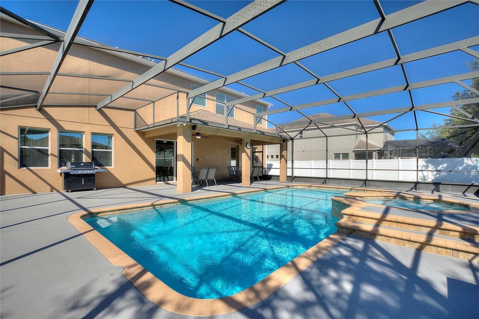 AUBURNDALE, Florida, 33823, United States, 5 Bedrooms Bedrooms, ,5 BathroomsBathrooms,Residential,For Sale,1986097