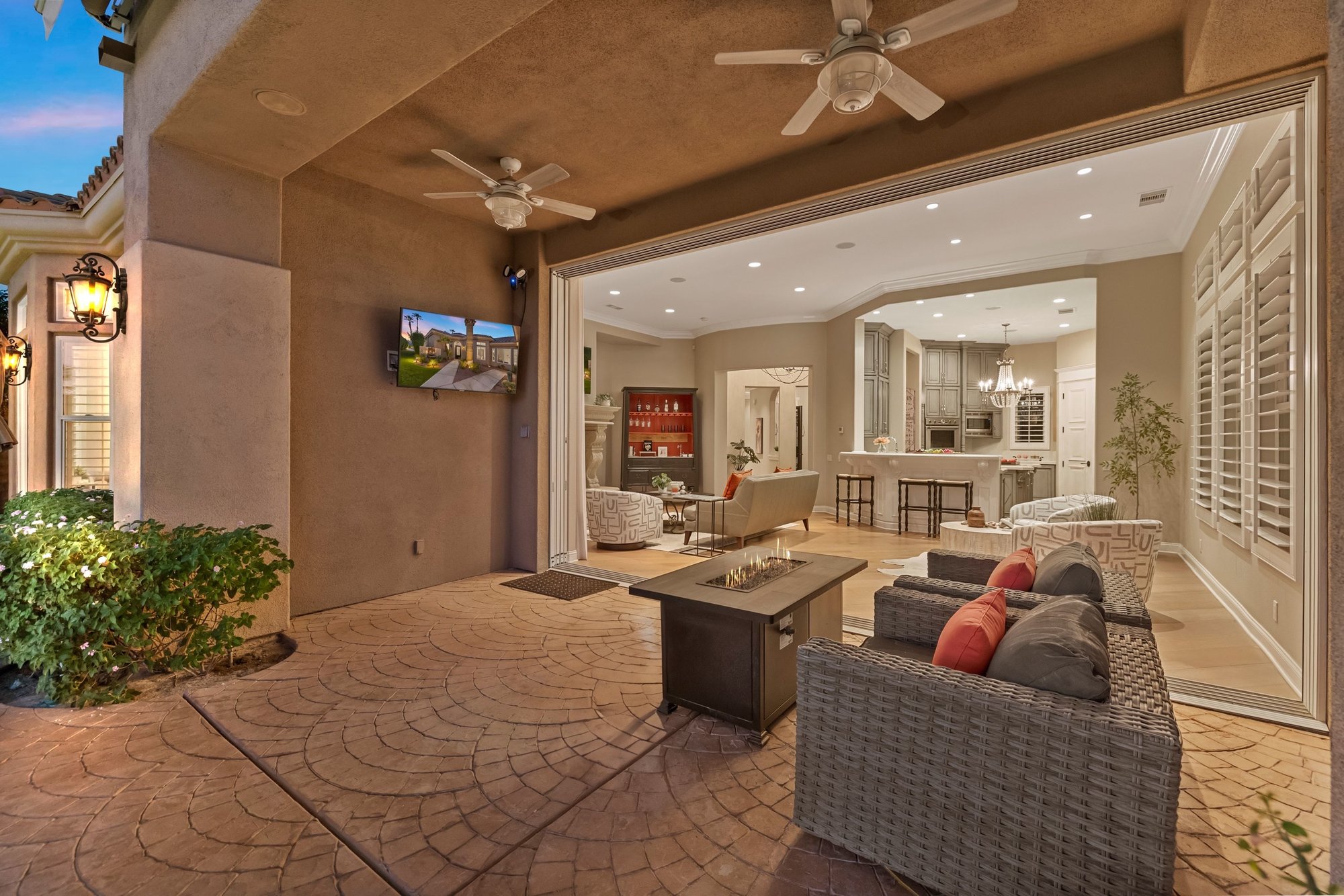 Golf Course Living With Designer Touches - 物件實景