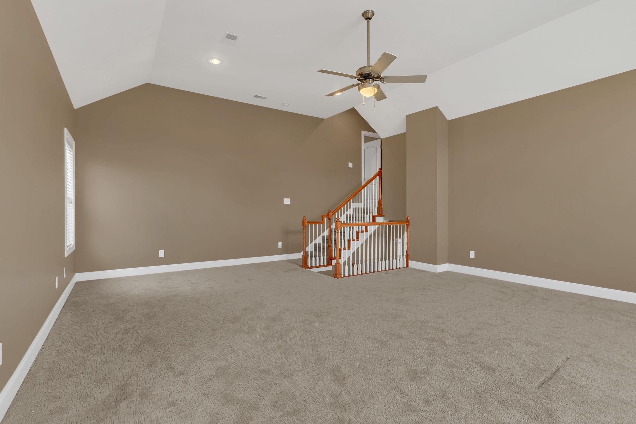 Goodlettsville, Tennessee, 37072, United States, 4 Bedrooms Bedrooms, ,4 BathroomsBathrooms,Residential,For Sale,2001545