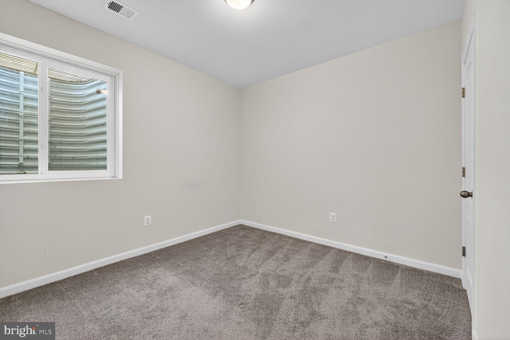 Accokeek, Maryland, 20607, United States, 5 Bedrooms Bedrooms, ,4 BathroomsBathrooms,Residential,For Sale,2005401