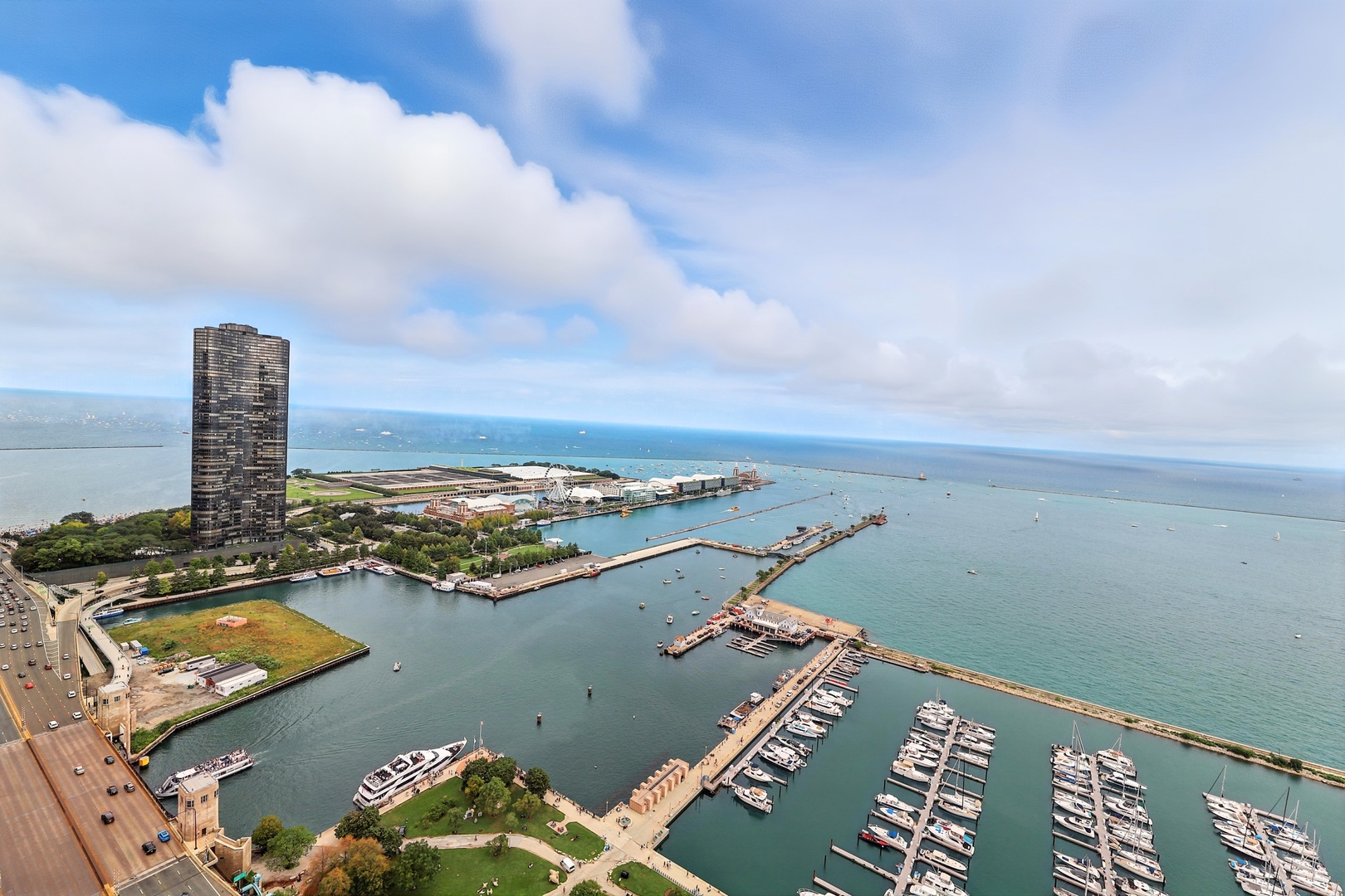 Chicago, Illinois, 60601, United States, 1 Bedroom Bedrooms, ,1 BathroomBathrooms,Residential,For Sale,1927498