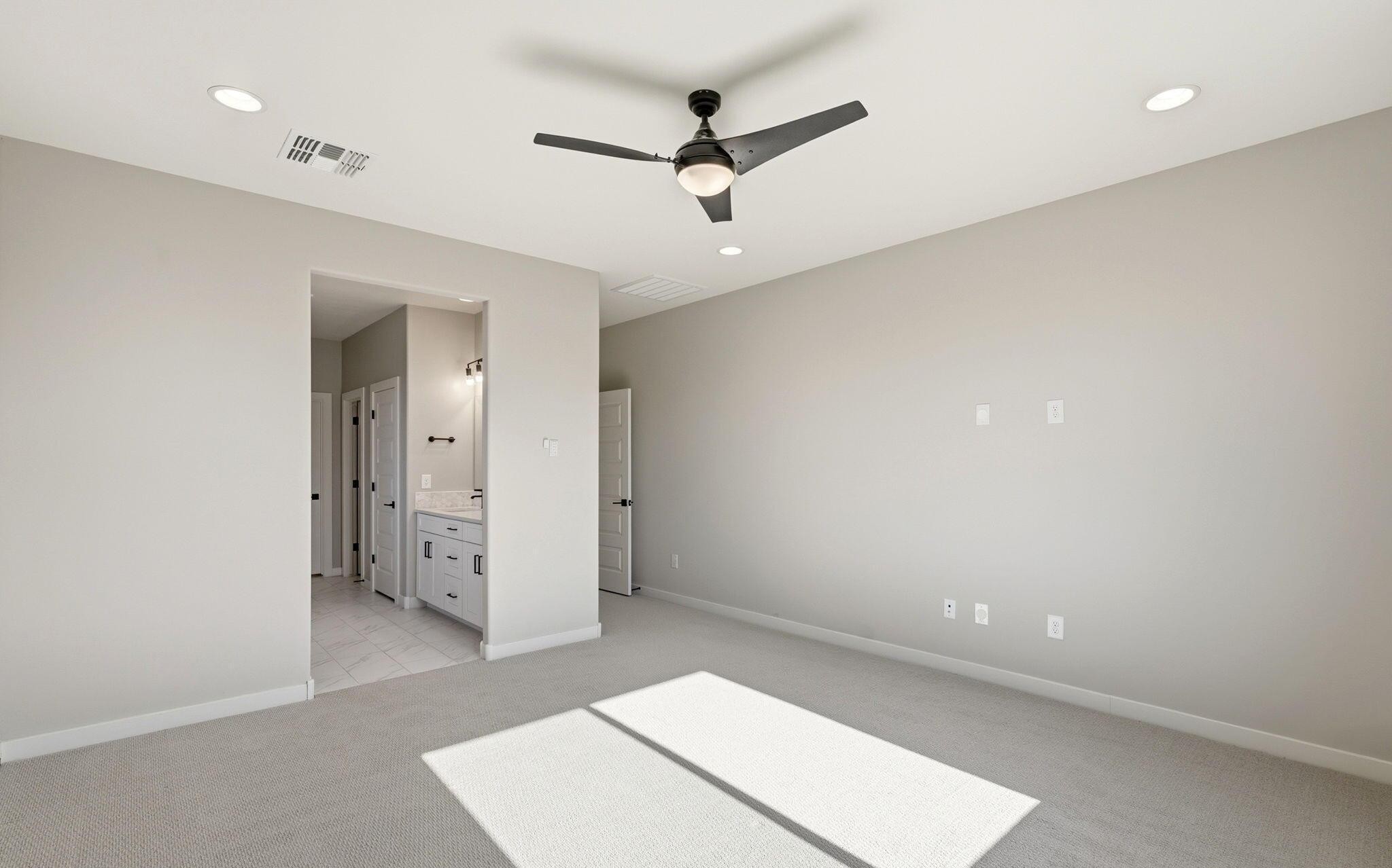  11397 N Baja Place  Oro Valley, AZ - 物件實景