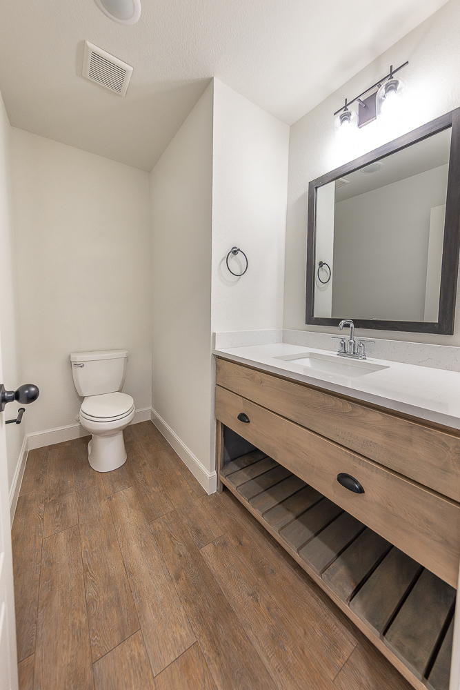 Lubbock, Texas, 79424, United States, 4 Bedrooms Bedrooms, ,4 BathroomsBathrooms,Residential,For Sale,1761130