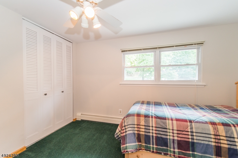 230 Hilltop Ct, Pompton Lakes Boro, New Jersey, 07442, United States, 4 Bedrooms Bedrooms, ,3 BathroomsBathrooms,Residential,For Sale,230 Hilltop Ct,1459430