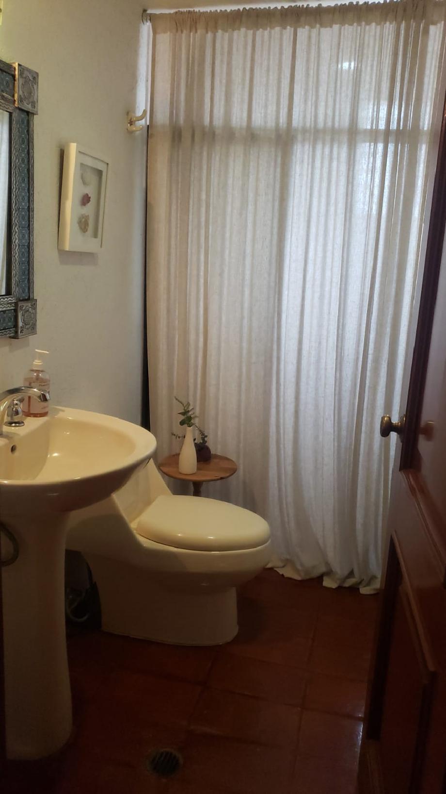 Álvaro Obregón, Ciudad de México, 01000, Mexico, 3 Bedrooms Bedrooms, ,3 BathroomsBathrooms,Residential,For Sale,1948790