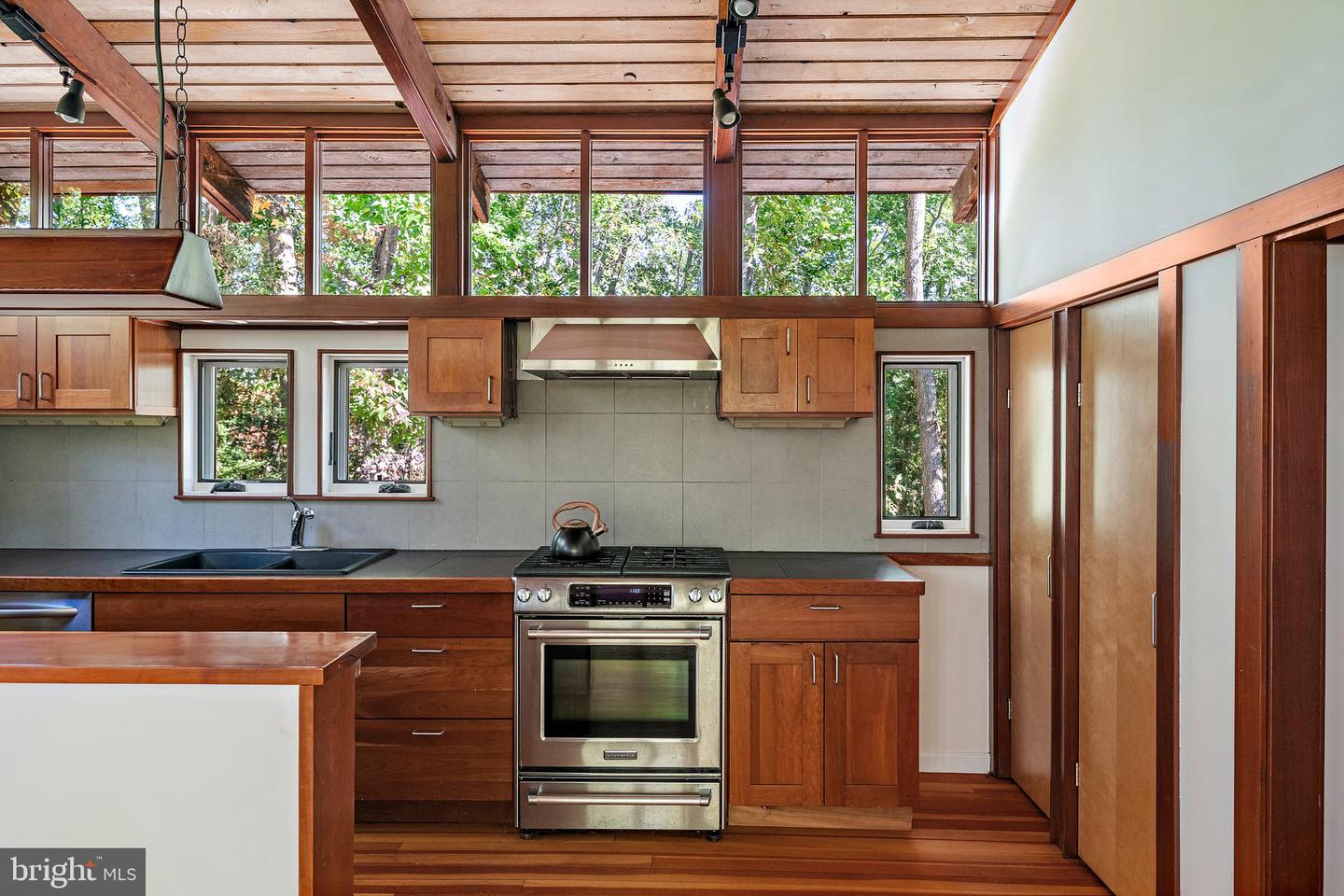 Arnold, Maryland, 21012, United States, ,Land,For Sale,1988934