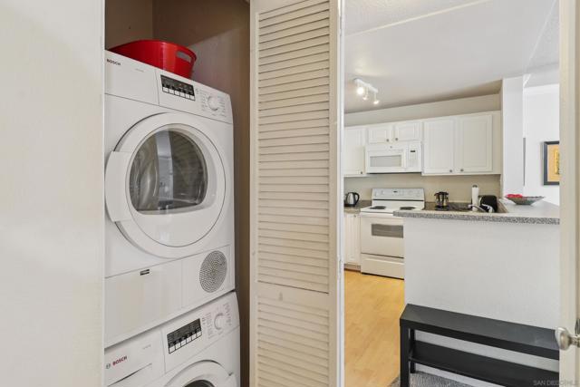 San Diego, California, 92122, United States, 1 Bedroom Bedrooms, ,1 BathroomBathrooms,Residential,For Sale,1921745