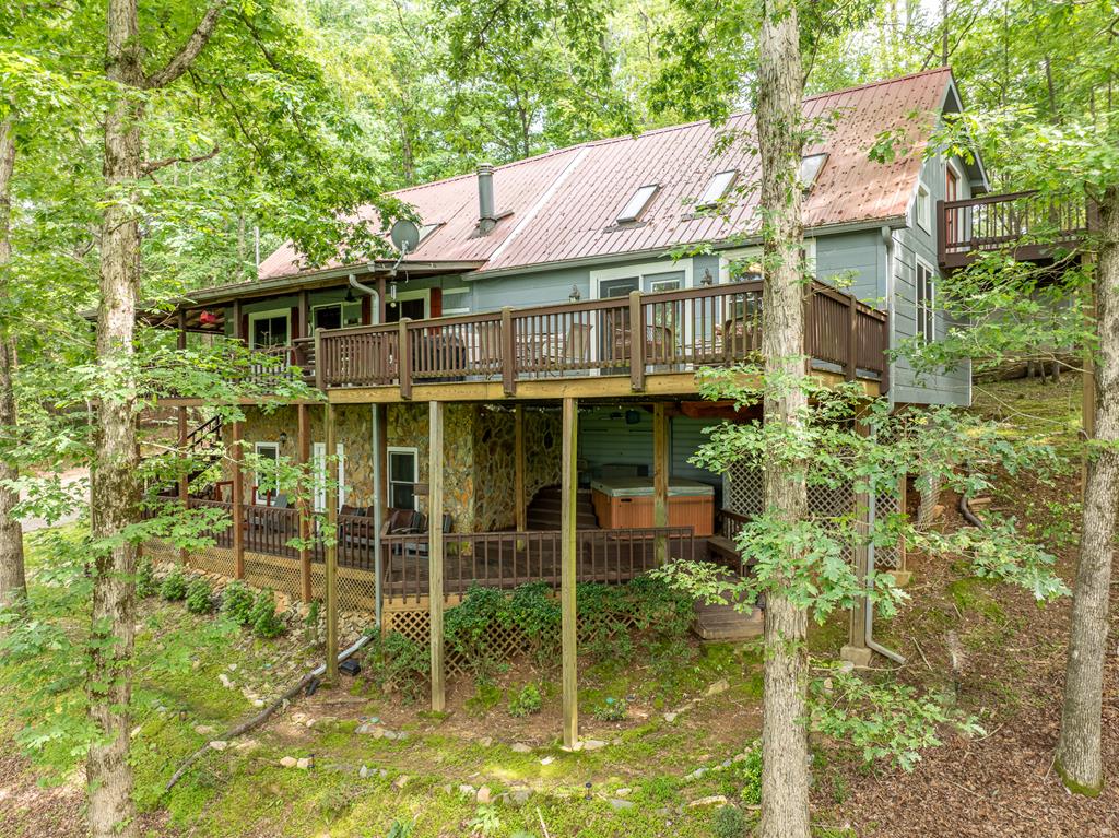 Ellijay, Georgia, 30540, United States, 4 Bedrooms Bedrooms, ,4 BathroomsBathrooms,Residential,For Sale,1858933
