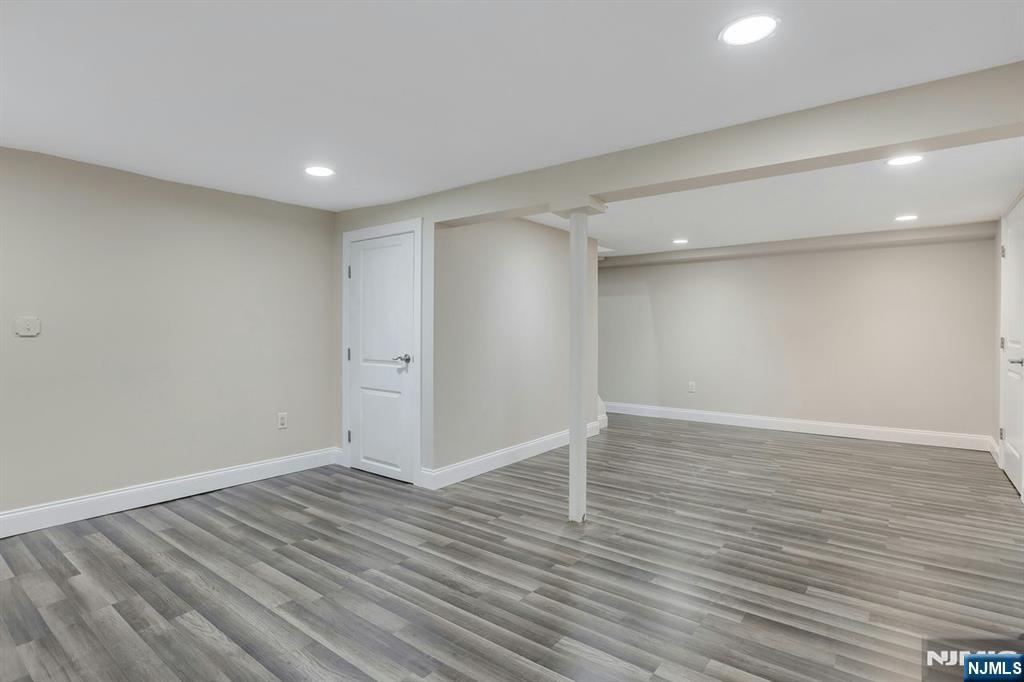 Old Tappan, New Jersey, 07675, United States, 4 Bedrooms Bedrooms, ,3 BathroomsBathrooms,Residential,For Sale,1906748