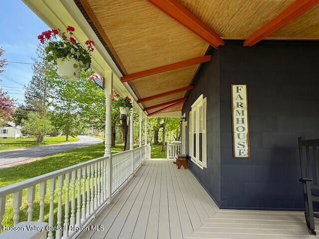 Windham, New York, 12496, United States, 8 Bedrooms Bedrooms, ,4 BathroomsBathrooms,Residential,For Sale,1907354