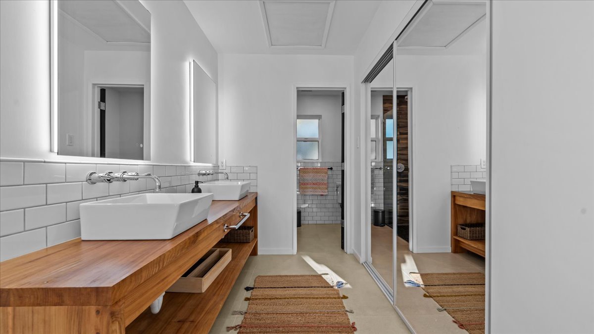 Yucca Valley, California, 92284, United States, 4 Bedrooms Bedrooms, ,2 BathroomsBathrooms,Residential,For Sale,1978728