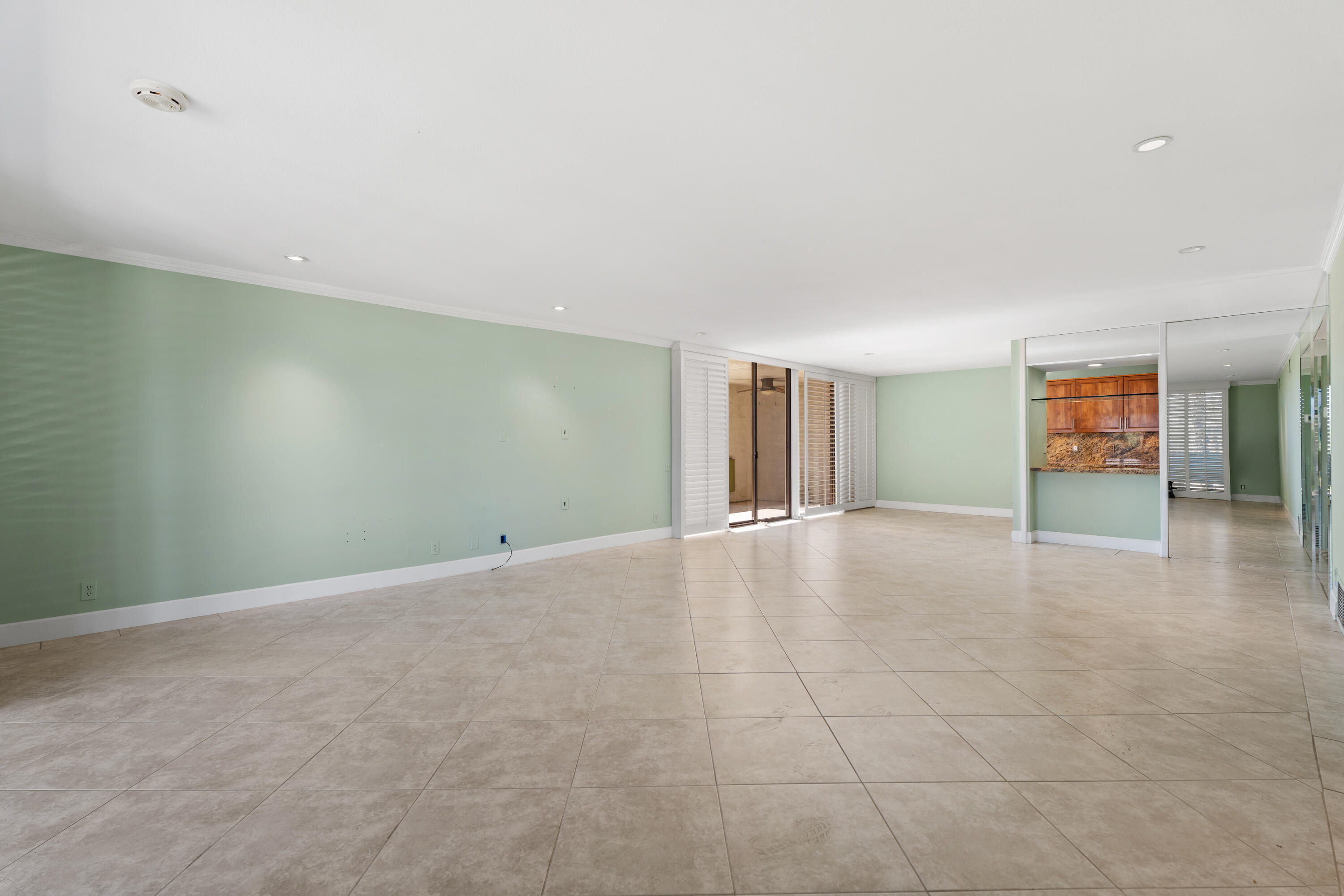 Palm Springs, California, 92264, United States, 2 Bedrooms Bedrooms, ,1 BathroomBathrooms,Residential,For Sale,1960957