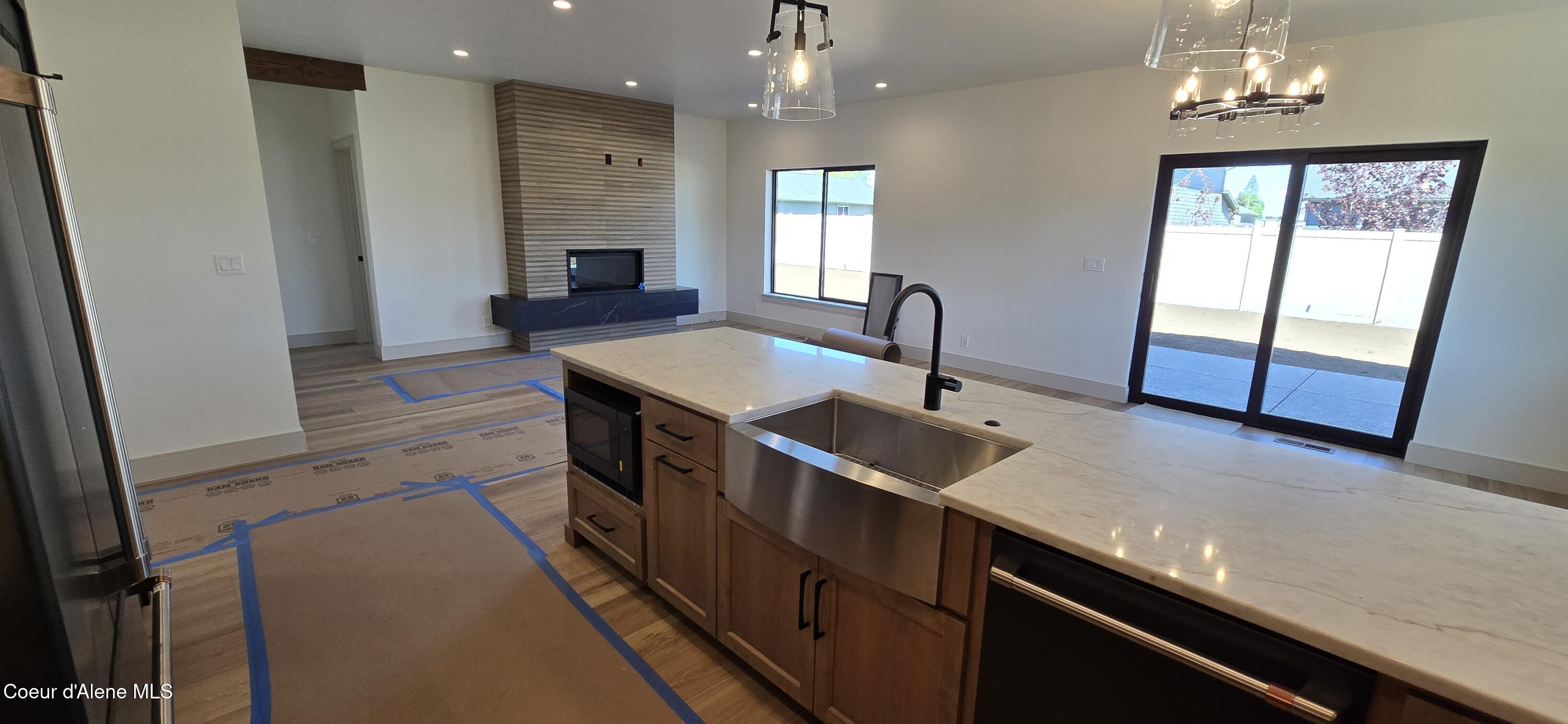 Hayden, Idaho, 83835, United States, 4 Bedrooms Bedrooms, ,3 BathroomsBathrooms,Residential,For Sale,1992461