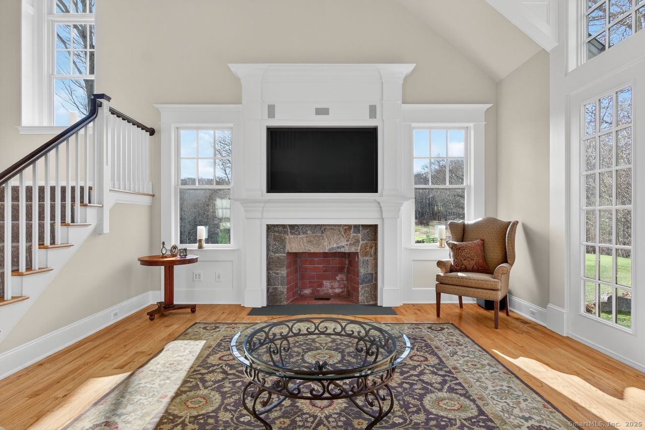 East Haddam, Connecticut, 06423, United States, 3 Bedrooms Bedrooms, ,3 BathroomsBathrooms,Residential,For Sale,1998299