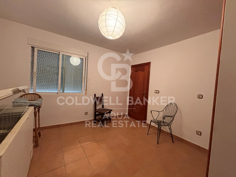 Calle Lisboa Alicante, la Nucia, El Tossal-Bello H, la Nucia, Comunidad Valenciana, 03530, ES, 7 Bedrooms Bedrooms, ,4 BathroomsBathrooms,Residential,For Sale,Calle Lisboa Alicante, la Nucia, El Tossal-Bello H,1682591