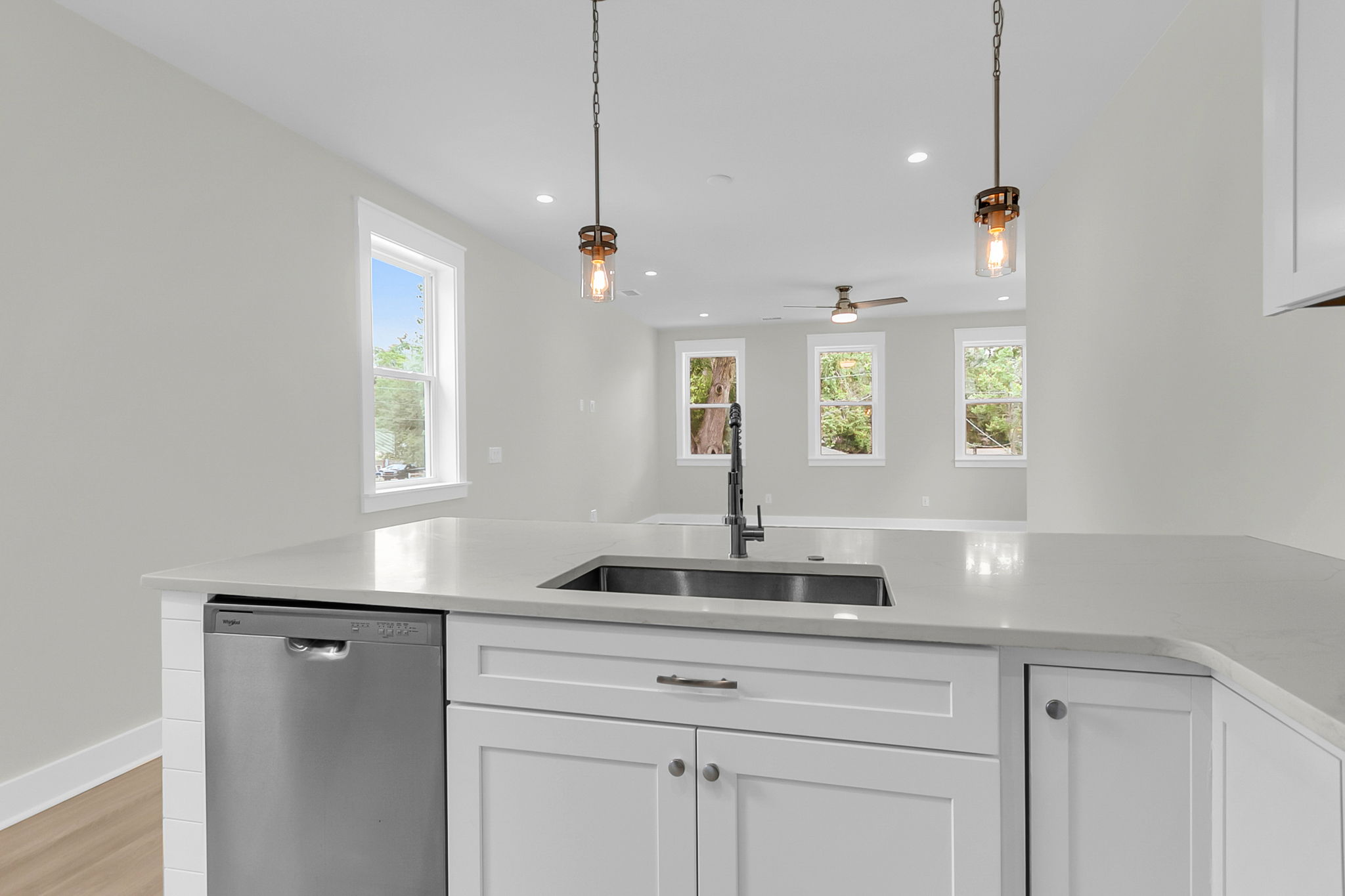  New Construction Duplex Minutes from Park Circle - 物件實景