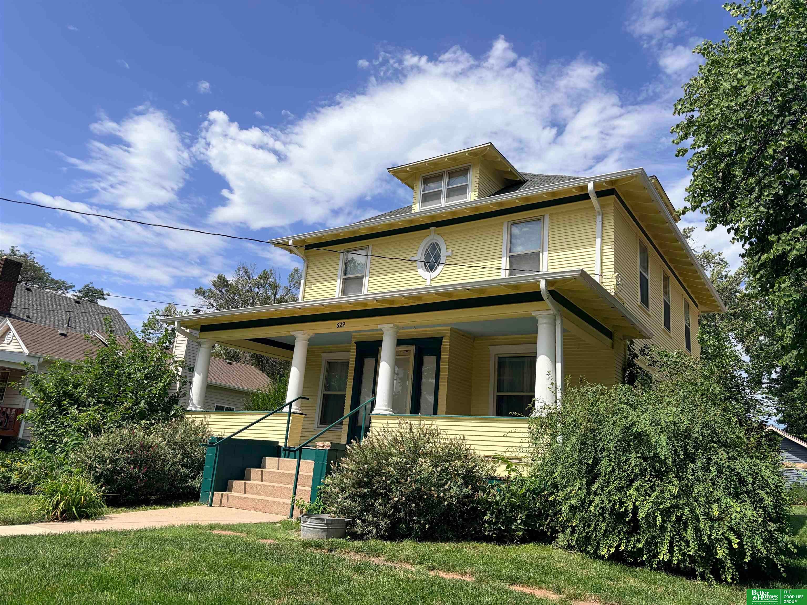7th St, York, NE 68467 #1