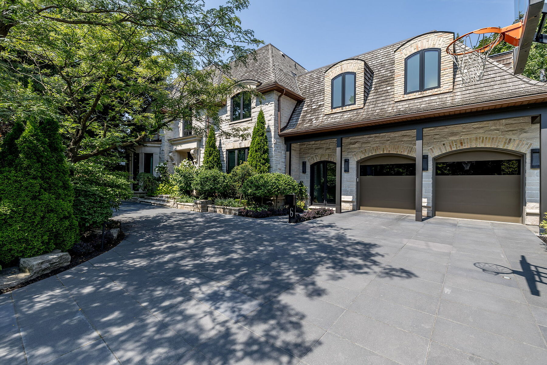 Luxury Lawrence Park Estate