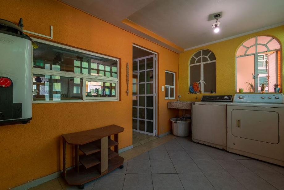 Atizapán de Zaragoza, Estado de méxico, 52920, Mexico, 3 Bedrooms Bedrooms, ,4 BathroomsBathrooms,Residential,For Sale,1700715