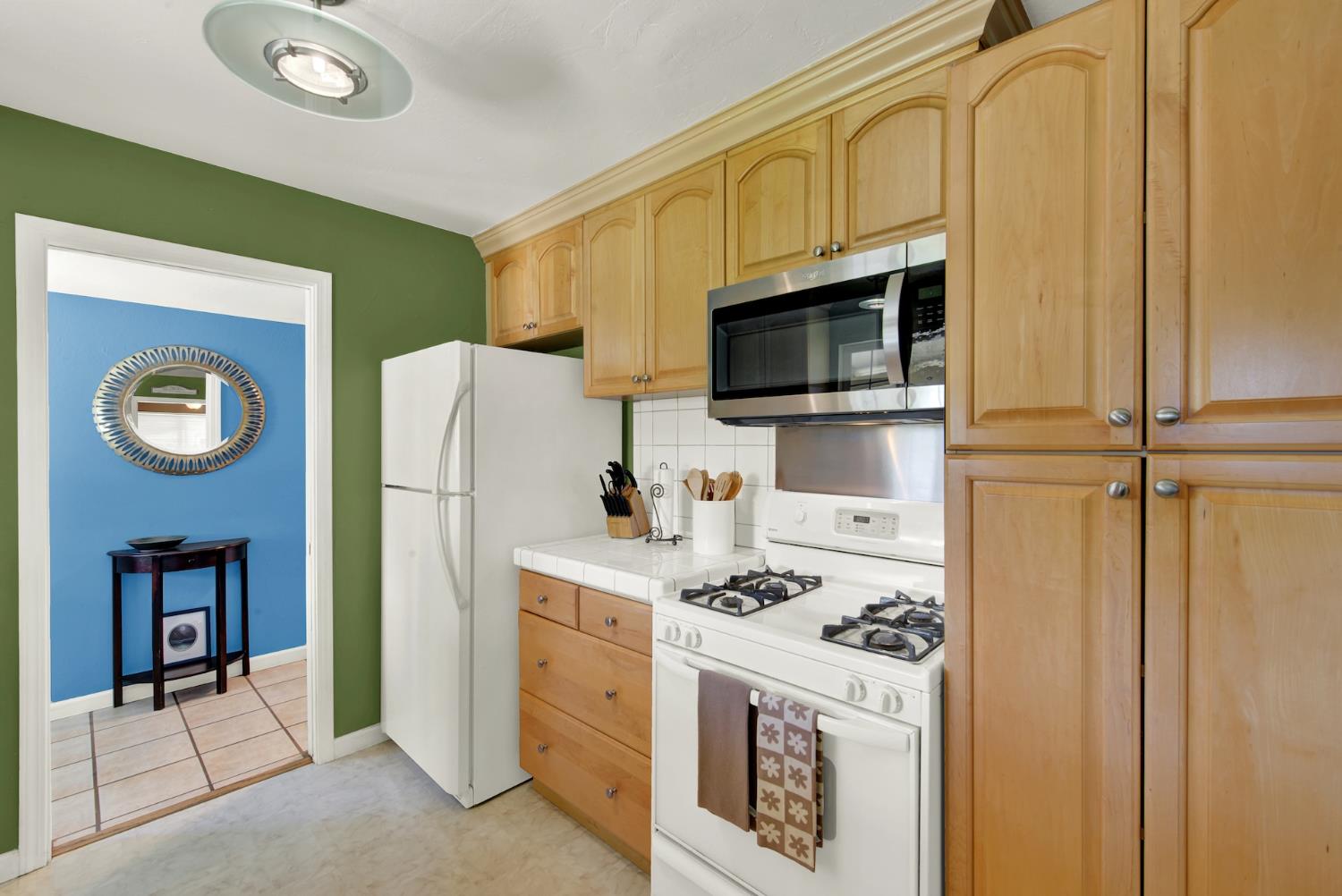 Carmichael, California, 95608, United States, 3 Bedrooms Bedrooms, ,2 BathroomsBathrooms,Residential,For Sale,1896985