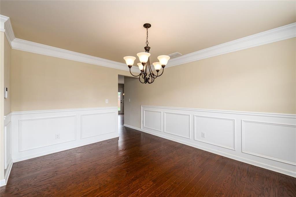 Cumming, Georgia, 30028, United States, 5 Bedrooms Bedrooms, ,3 BathroomsBathrooms,Residential,For Sale,1916746
