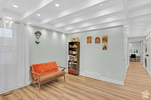 Murray, Utah, 84107, United States, 5 Bedrooms Bedrooms, ,3 BathroomsBathrooms,Residential,For Sale,1943012