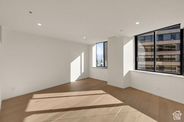 Salt Lake City, Utah, 84101, United States, 3 Bedrooms Bedrooms, ,3 BathroomsBathrooms,Residential,For Sale,1982809