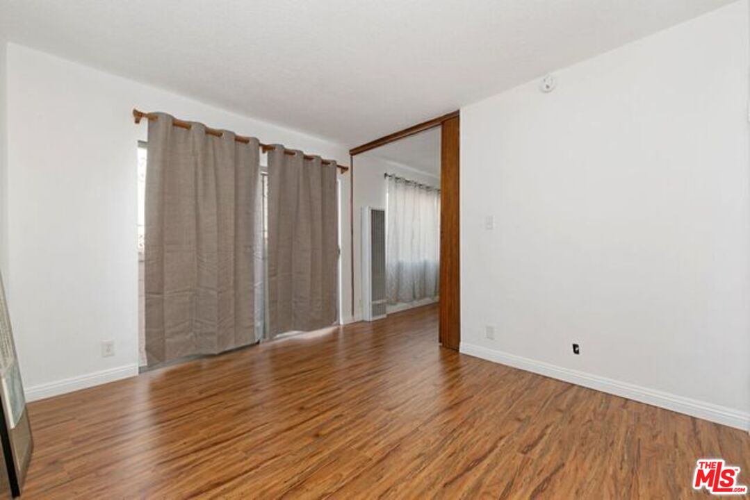 Santa Monica, California, 90405, United States, 14 Bedrooms Bedrooms, ,Residential,For Sale,2003073