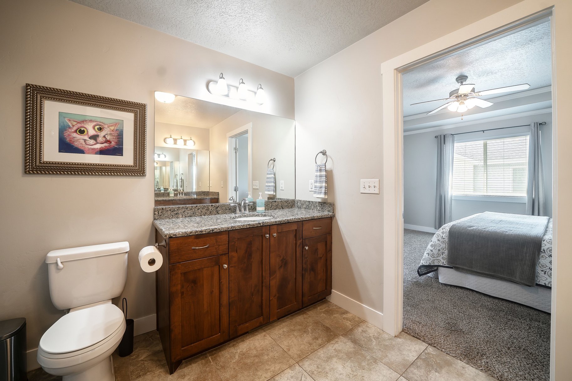  Charming, Very Clean End Unit Townhome in Logan - 物件實景