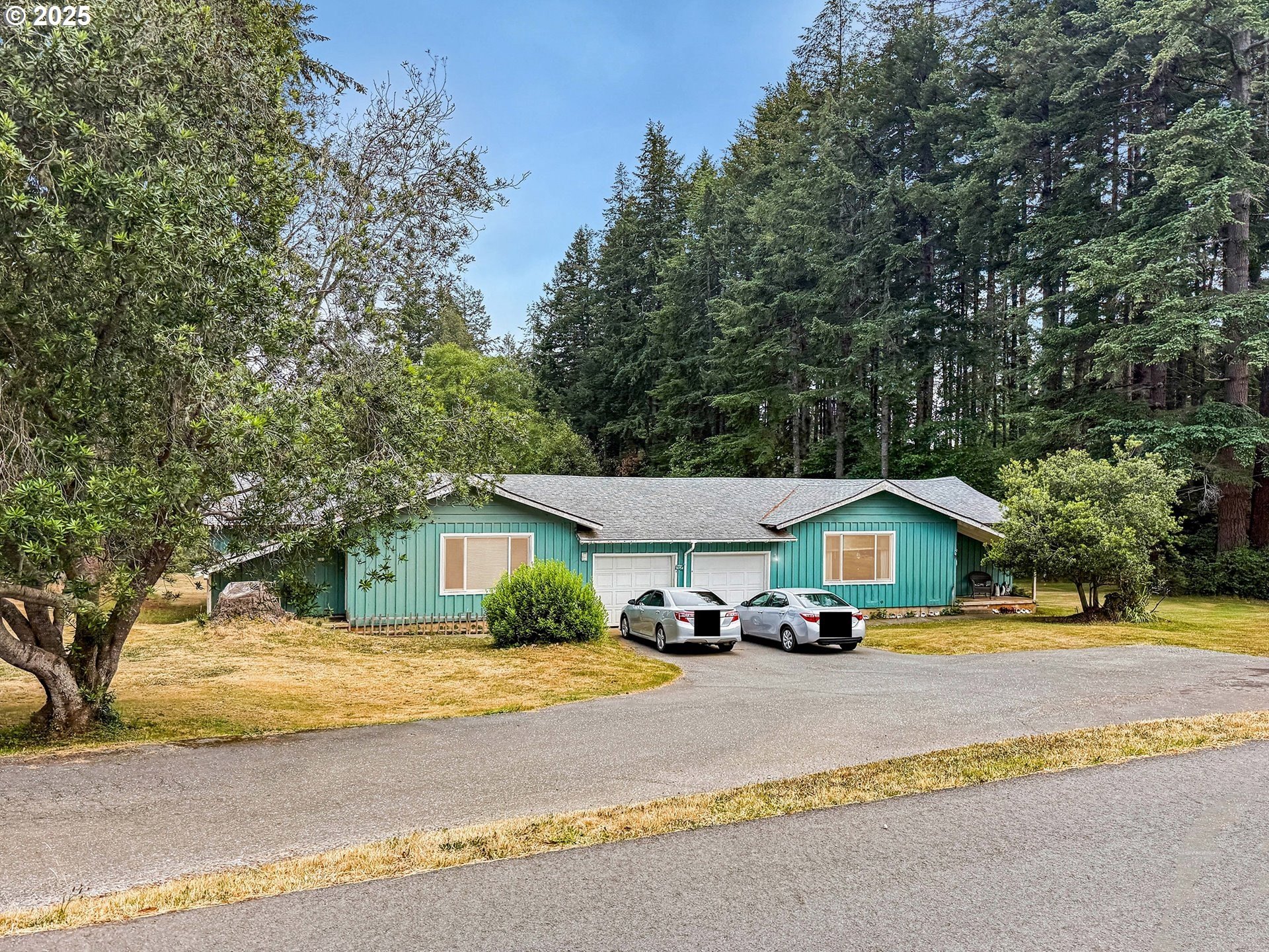 Brookings, Oregon, 97415, United States, ,Residential,For Sale,1983700