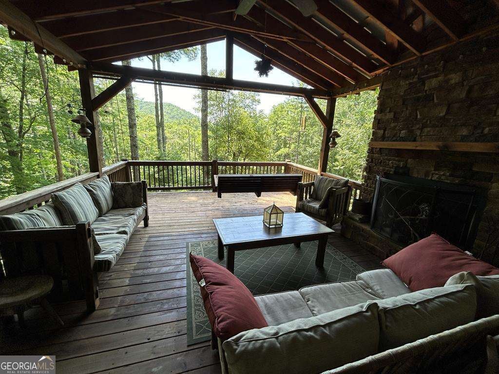 Blue Ridge, Georgia, 30513, United States, 5 Bedrooms Bedrooms, ,3 BathroomsBathrooms,Residential,For Sale,1859014