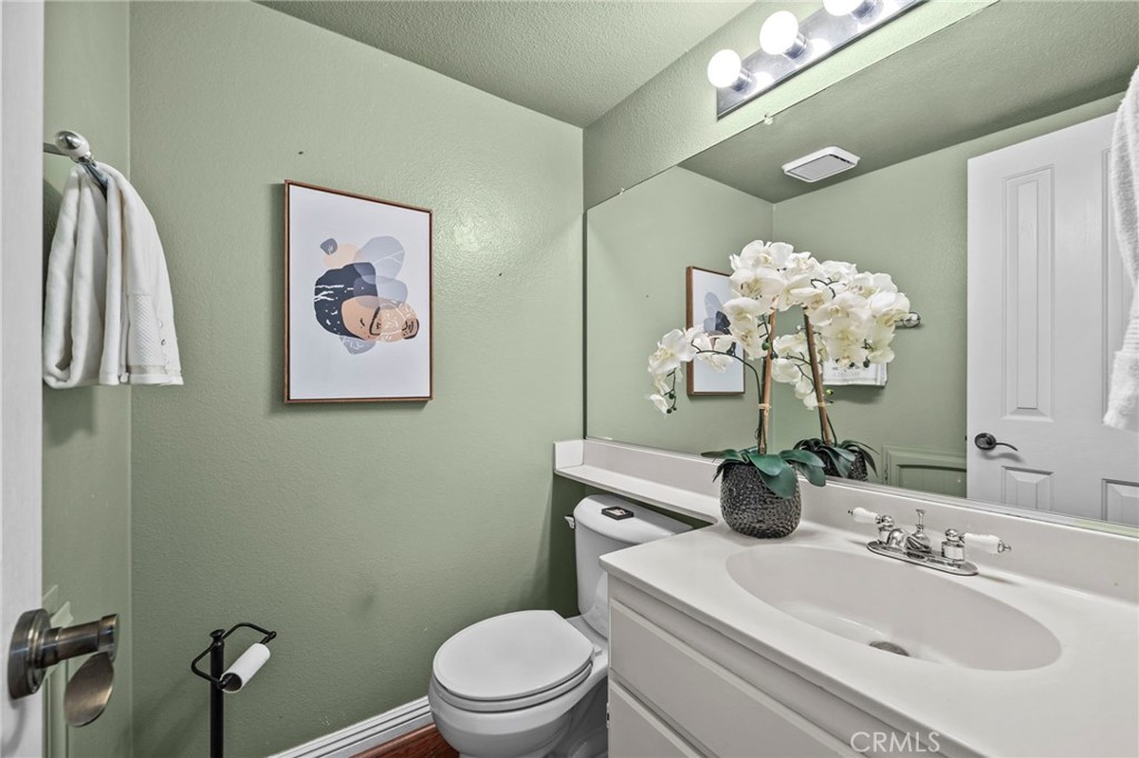26295 Lily Glen #22, Lake Forest, California, 92630, United States, 3 Bedrooms Bedrooms, ,3 BathroomsBathrooms,Residential,For Sale,26295 Lily Glen #22,1570994