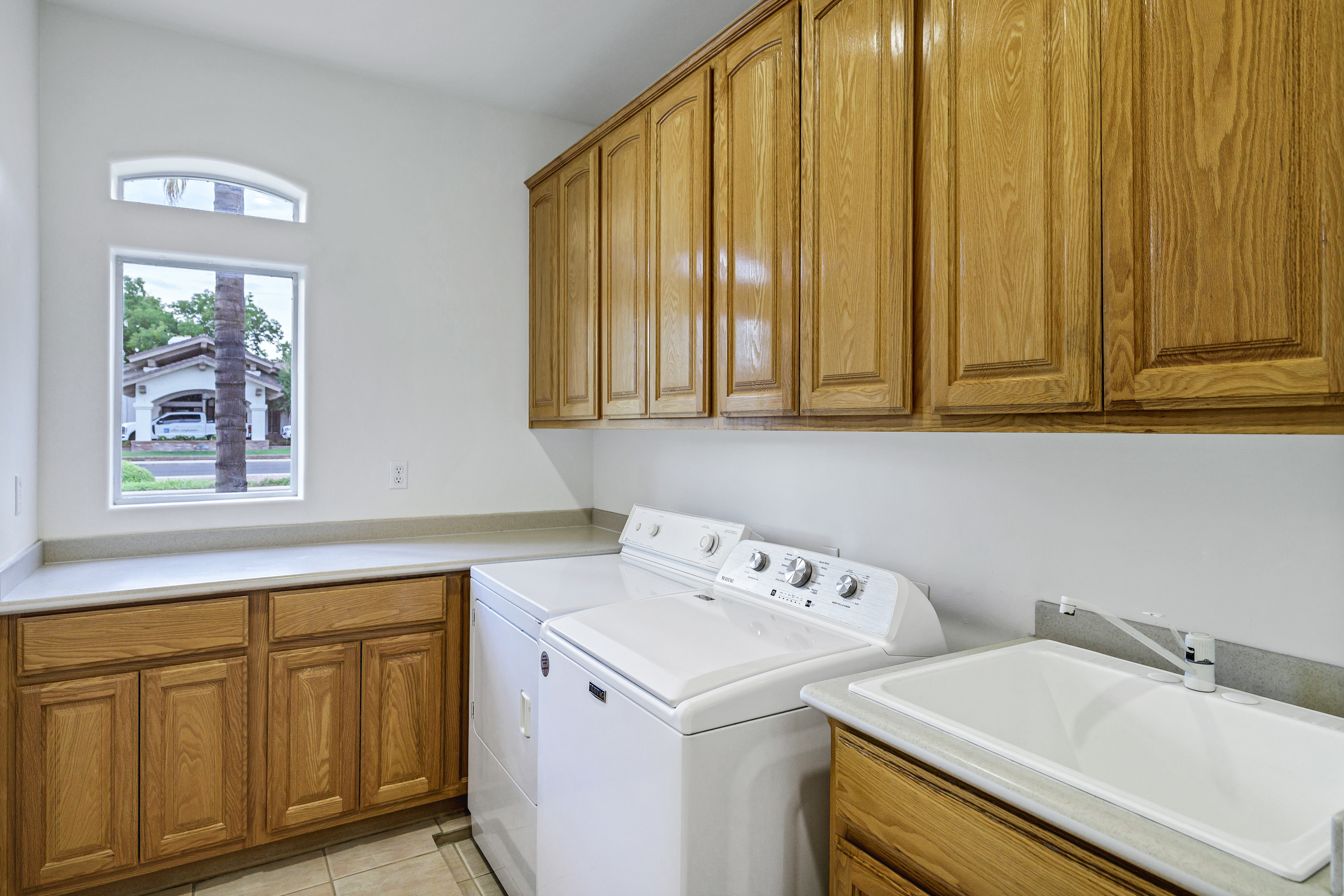 Mesa, Arizona, 85205, United States, 6 Bedrooms Bedrooms, ,3 BathroomsBathrooms,Residential,For Sale,1900615