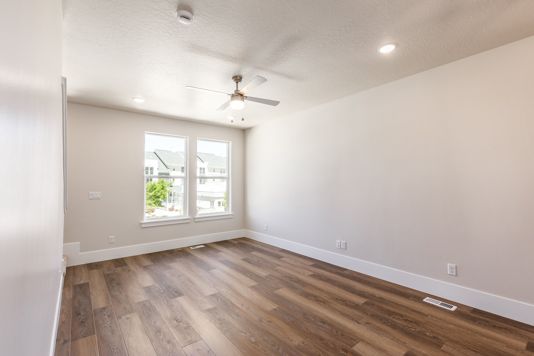  Beautiful Three-Bedroom Townhome at The Ridge at Spanish Fork - 物件實景