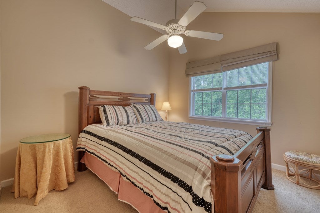 Hayesville, North Carolina, 28904, United States, 3 Bedrooms Bedrooms, ,3 BathroomsBathrooms,Residential,For Sale,1862322