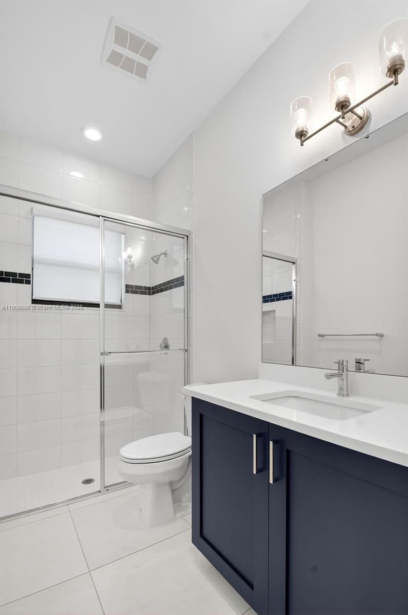 Boynton Beach, Florida, 33473, United States, 3 Bedrooms Bedrooms, ,4 BathroomsBathrooms,Residential,For Sale,1991077