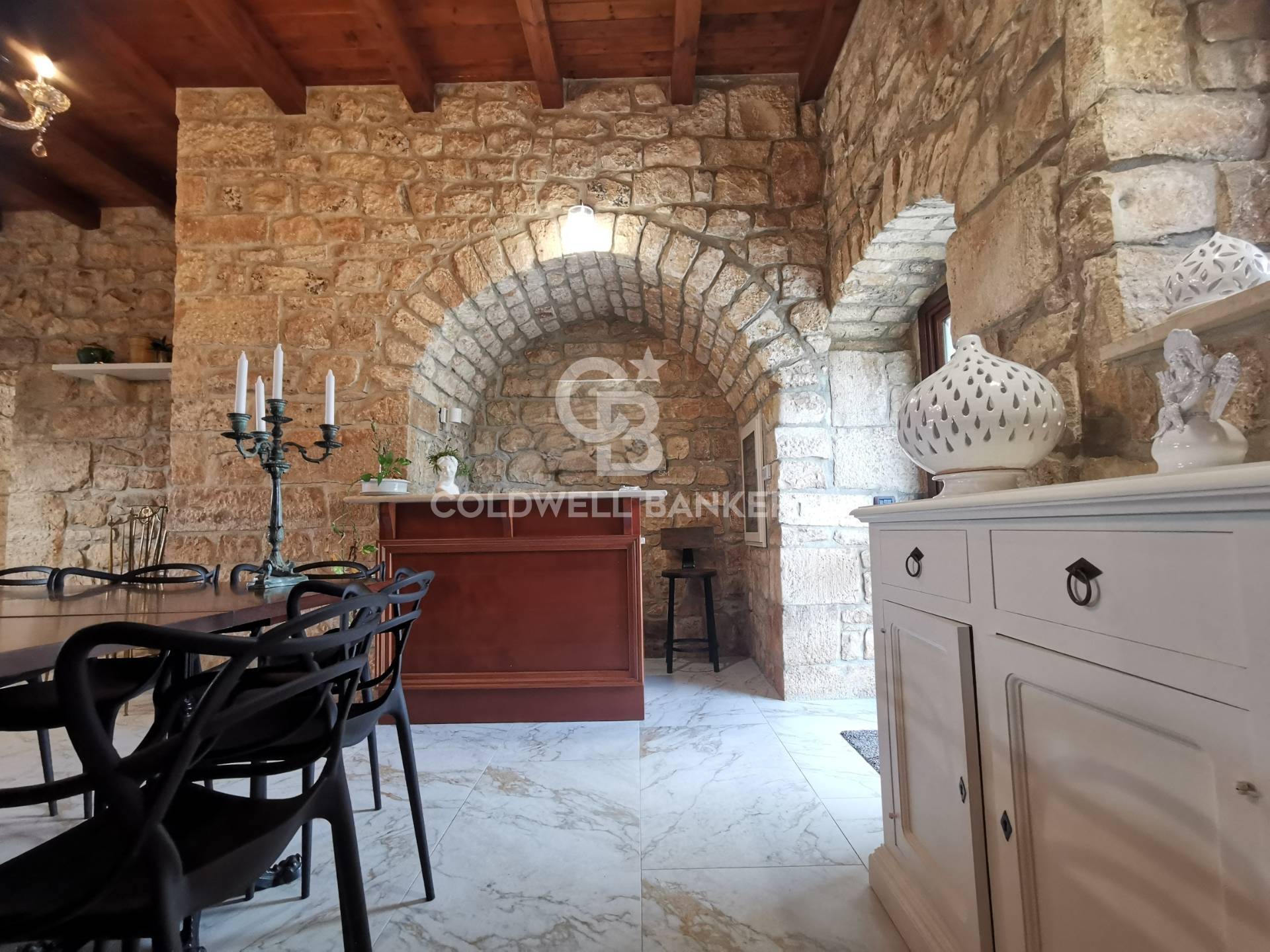 Modica, Ragusa, 97015, IT, 4 Bedrooms Bedrooms, ,6 BathroomsBathrooms,Residential,For Sale,1827626