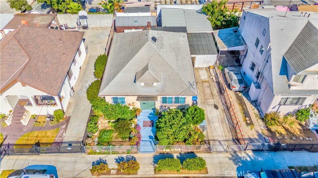 1520 S New Hampshire Avenue, Los Angeles, California, 90006, United States, 2 Bedrooms Bedrooms, ,1 BathroomBathrooms,Residential,For Sale,1520 S New Hampshire Avenue,1599966
