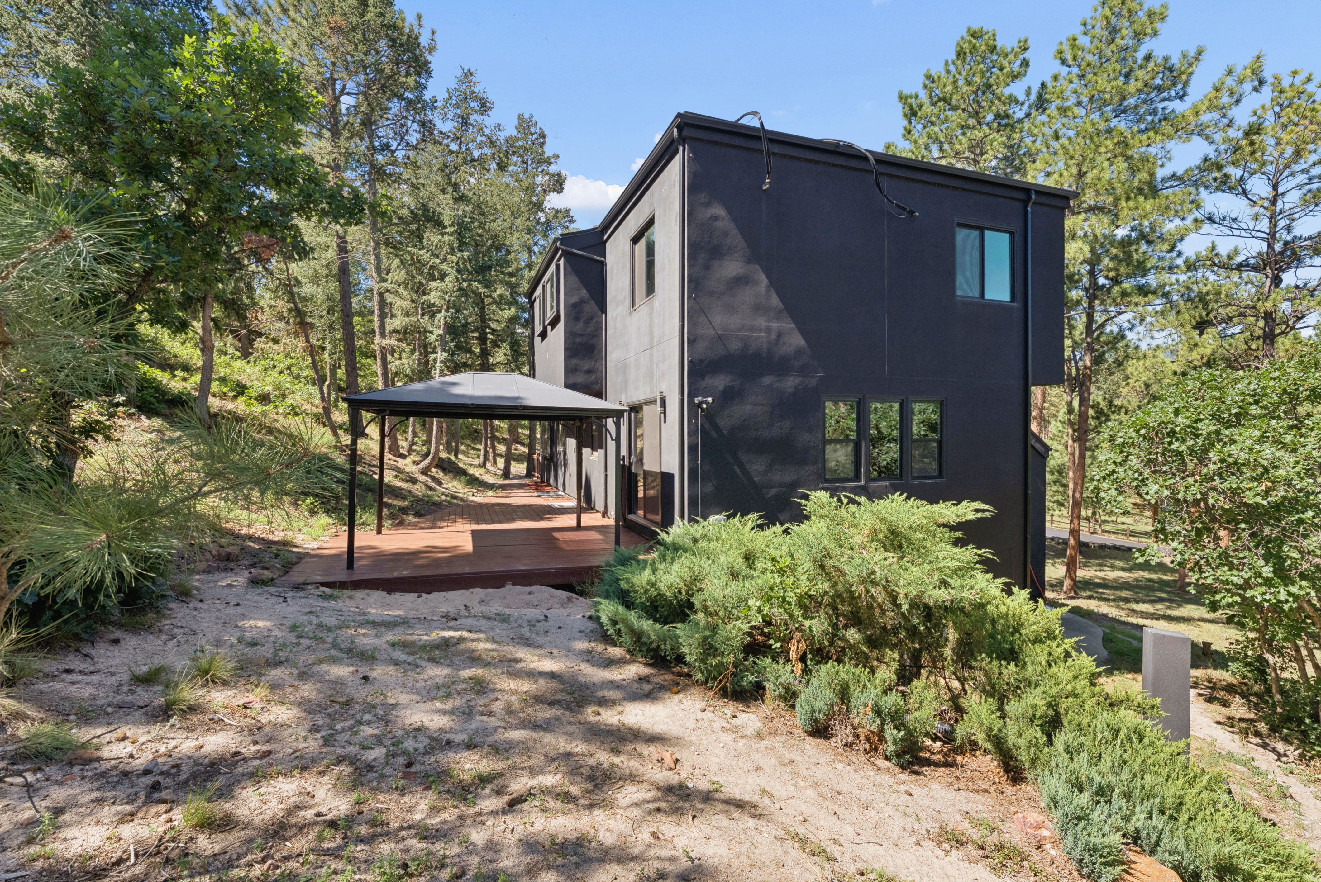  Private Wooded Retreat - 物件實景