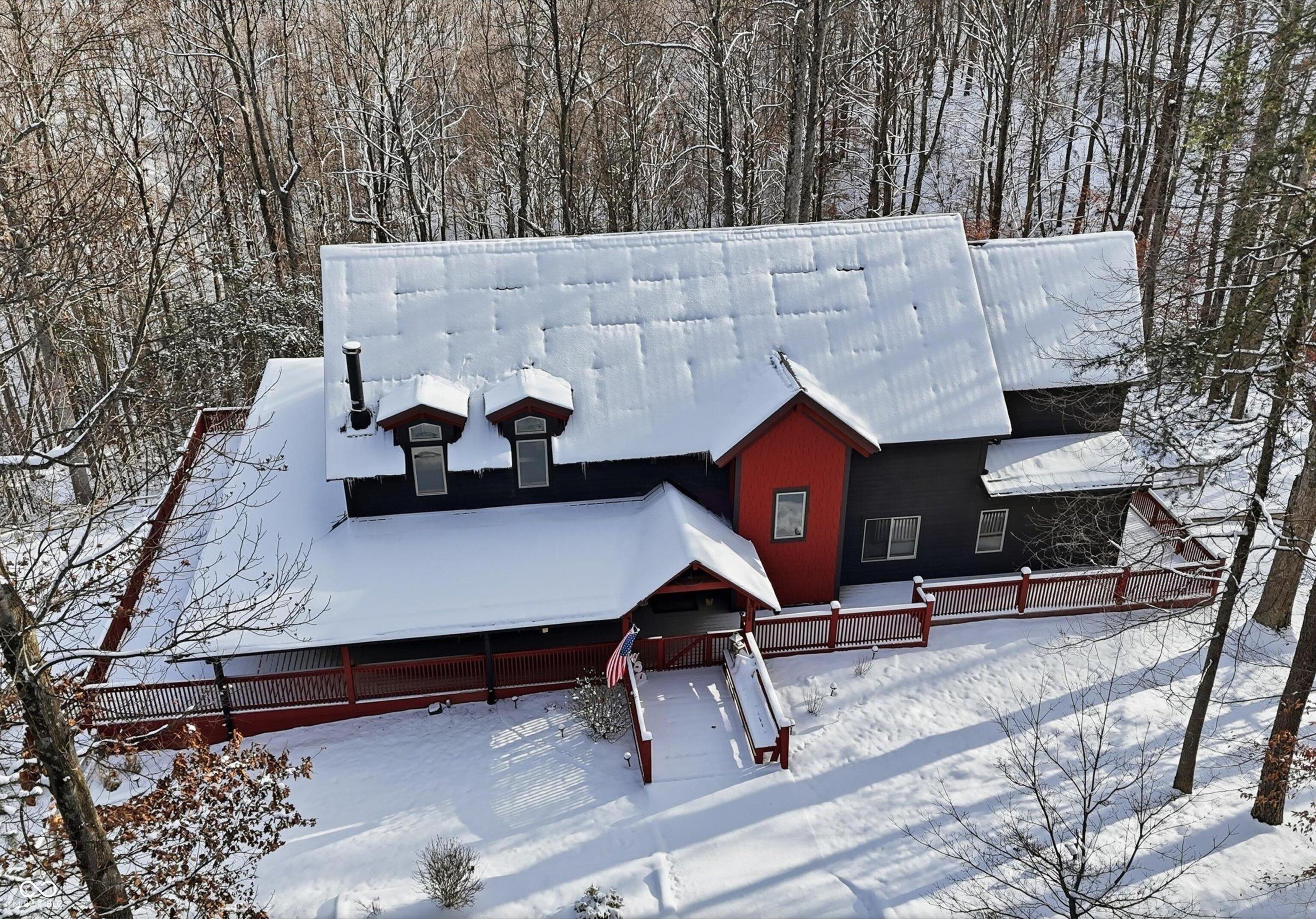 Unionville, Indiana, 47468, United States, 5 Bedrooms Bedrooms, ,5 BathroomsBathrooms,Residential,For Sale,1975333