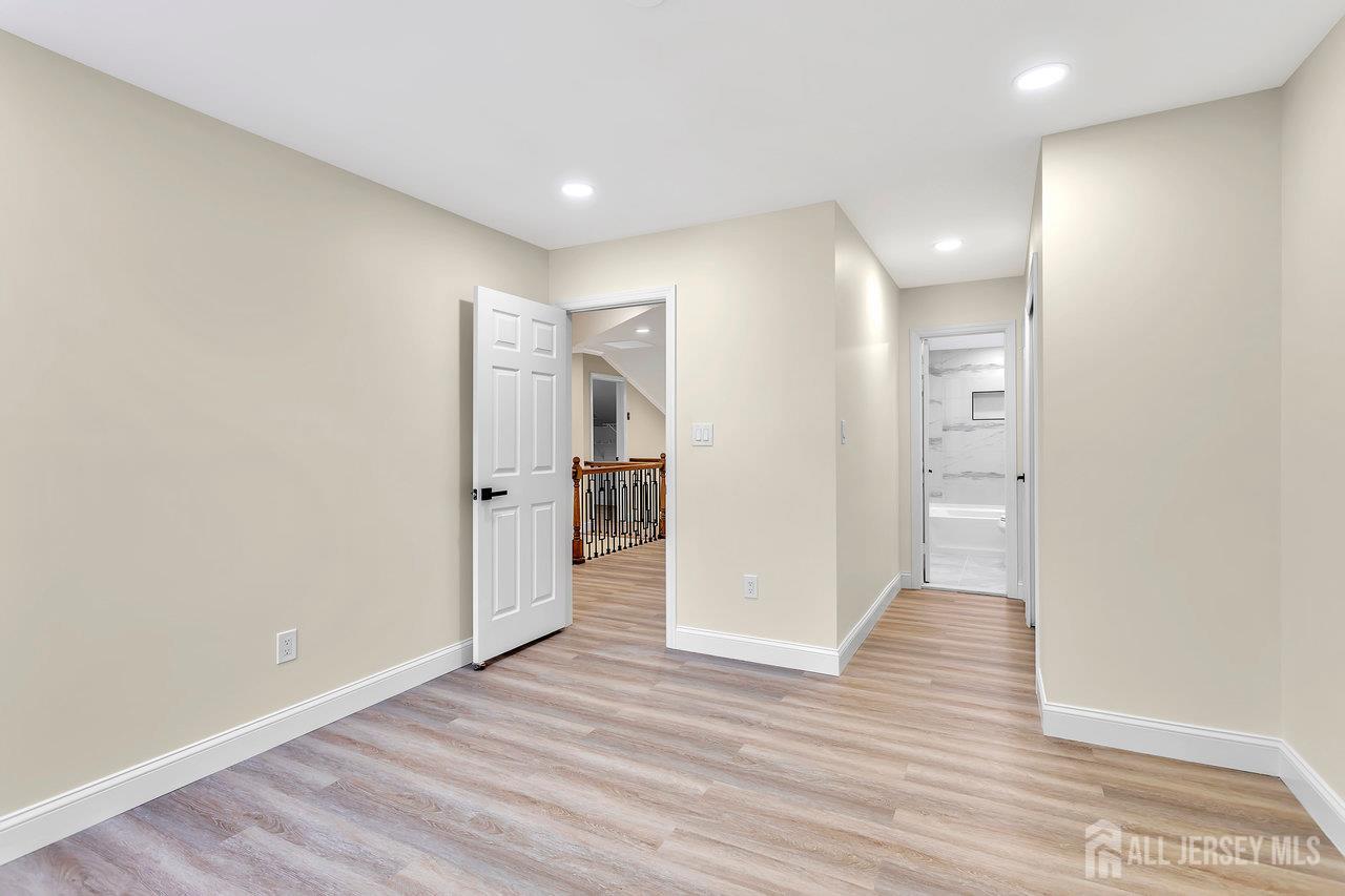 Monroe, New Jersey, 08831, United States, 2 Bedrooms Bedrooms, ,3 BathroomsBathrooms,Residential,For Sale,1918602
