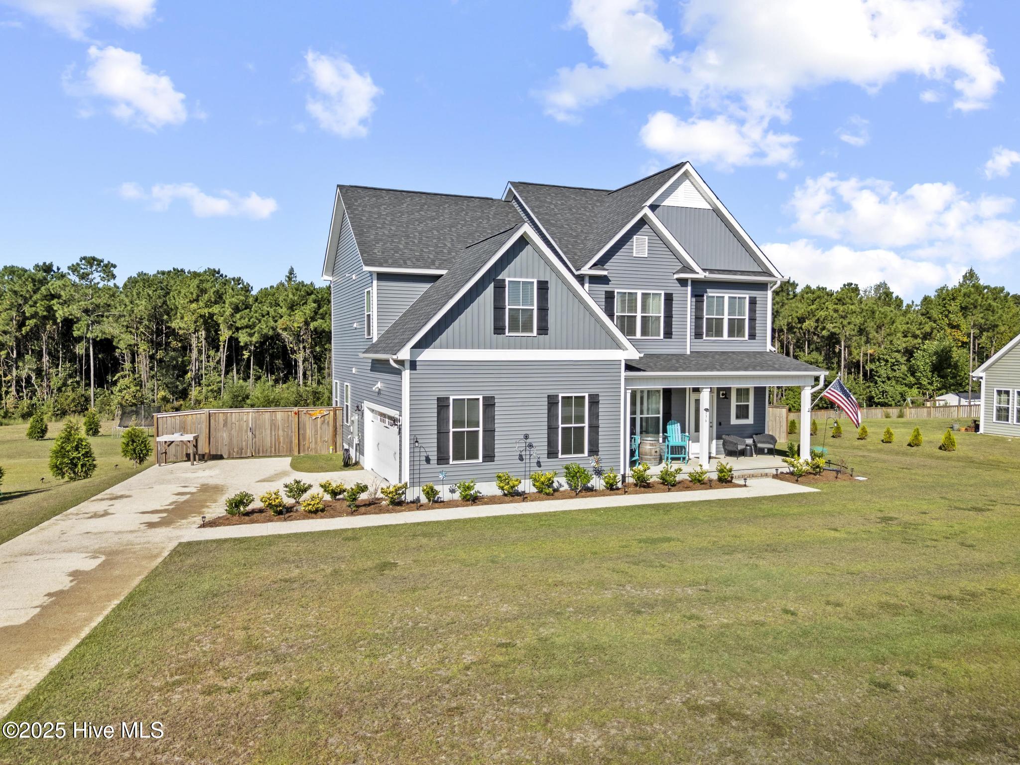 Peletier, North Carolina, 28584, United States, 4 Bedrooms Bedrooms, ,3 BathroomsBathrooms,Residential,For Sale,1976266